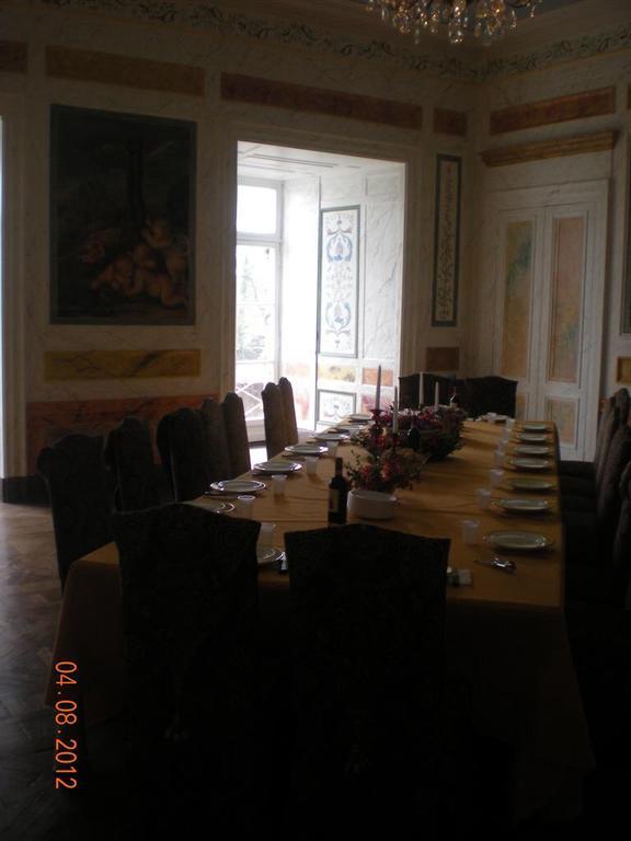 Chateau De Frasne Екстериор снимка